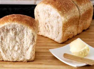 Toast z drožmi - Anita Šumer