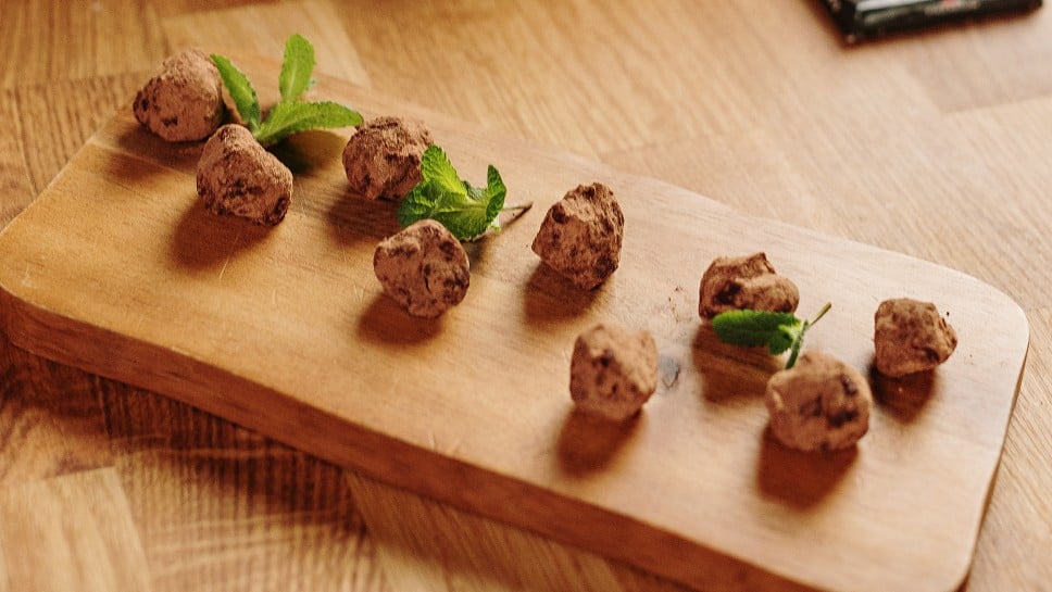 Chef Marko Pavcnik - Čokoladni tartufi z ocvirki