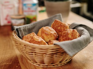 Štručke iz pinjenca - Chef Marko Pavčnik