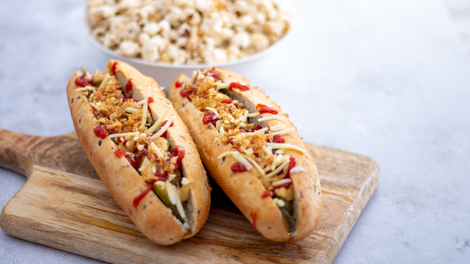 Veganski ameriški hot dog - Blaž Mihev, Fit Kuhinja