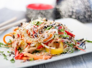 Veganski pad thai - Blaž Mihev, Fit Kuhinja