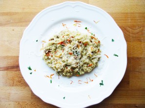 Žafranova rižota z jurčki in ognjičevimi cvetovi - Sladki Chef