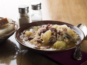 Bujta repa - Mojca Polak 