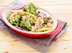 Bulgur s tunino in zelenjavo - Mojca Polak