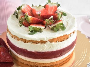 Jagodno vanilijeva torta brez glutena - Gluten free with Megi