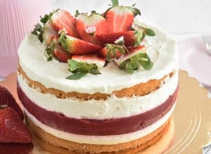 Jagodno vanilijeva torta brez glutena 