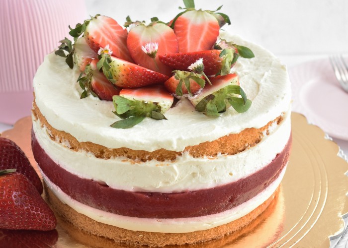 Jagodno vanilijeva torta brez glutena 