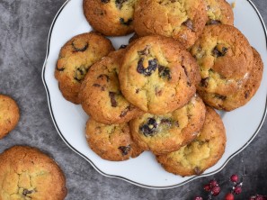 Piškoti brez glutena s čokolado in brusnicami - Gluten free with Megi