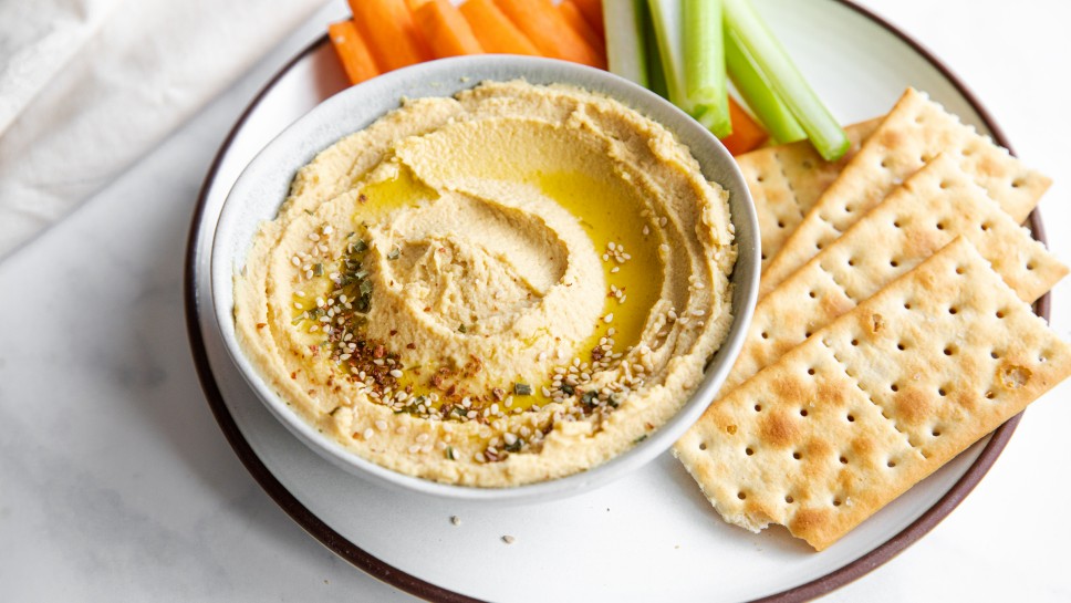 Humus - Jernej Kitchen