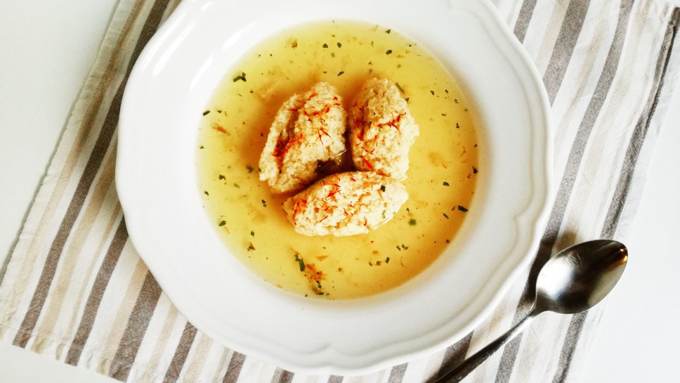 Žafranova juha s pirinimi cmoki - Sladki Chef