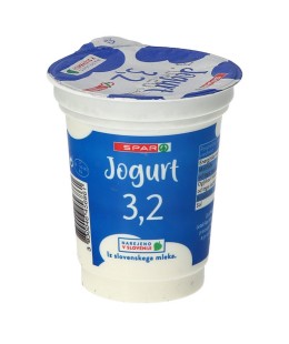 SPAR navadni jogurt, 3.2 % m.m. 