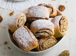 Mini orehove potičke, Nina Kastelic - Leaneen