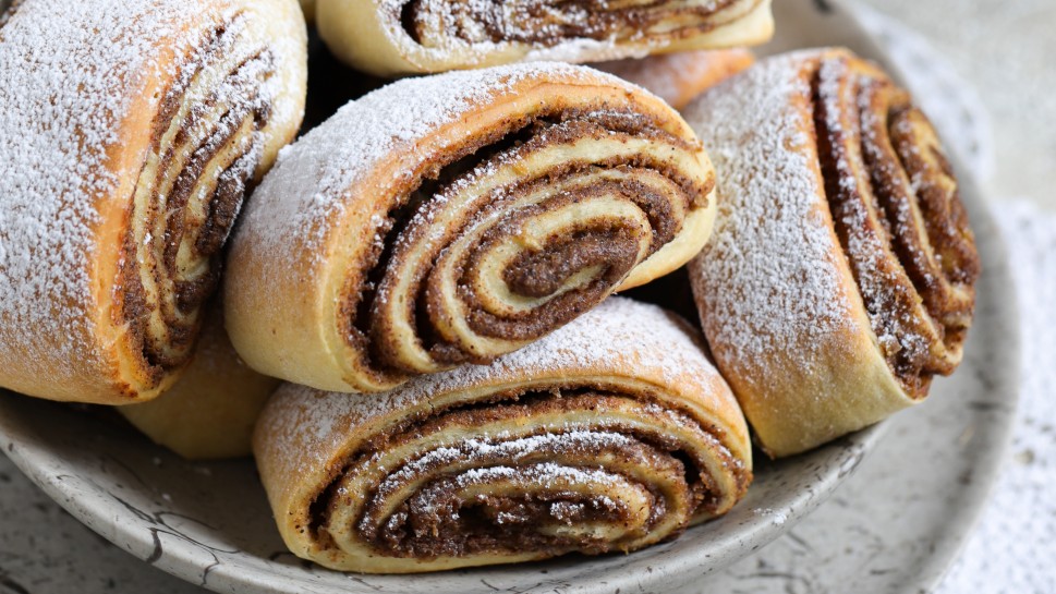 Mini rožičeve potičke, Nina Kastelic - Leaneen