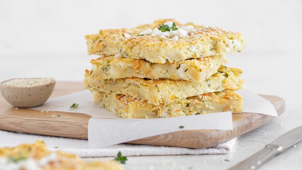 Preprosta slana pita z cottage cheesom in bučkami - Leaneen