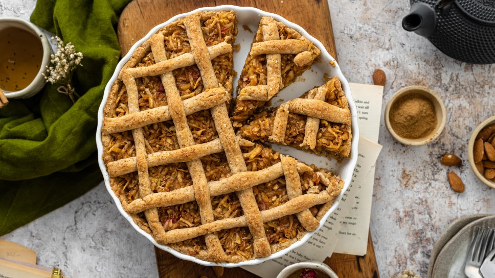 Jabolčna pita z mandljevo skorjo - Little Kitchen Vibes