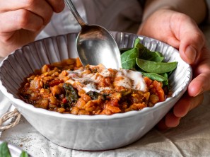 Orientalska lečina juha - Little kitchen vibes