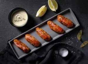 Španski nigiri z majonezo črnega česna in kroketi iz gamberov s karpačem iz kozic - Master Minuta z Luko Pangosom