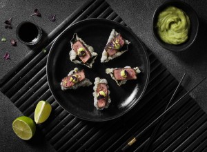 Tuna z makom, nori hrustek in avokadova krema - Master Minuta z Luko Pangosom