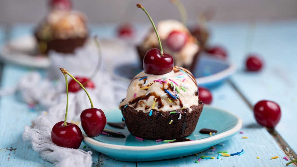 Brownie sladoledne skodelice - Midva kuhava