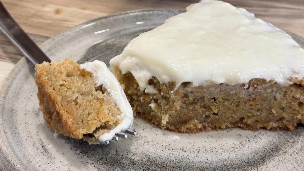 Korenčkova torta - Nika Krmec