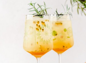 Brezalkoholni koktejl z rožmarinom in citrusi - Nina Zorčič