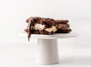 Brownie sendviči s sladoledom