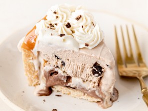 Sladoledna Cheesecake torta - Nina Zorčič