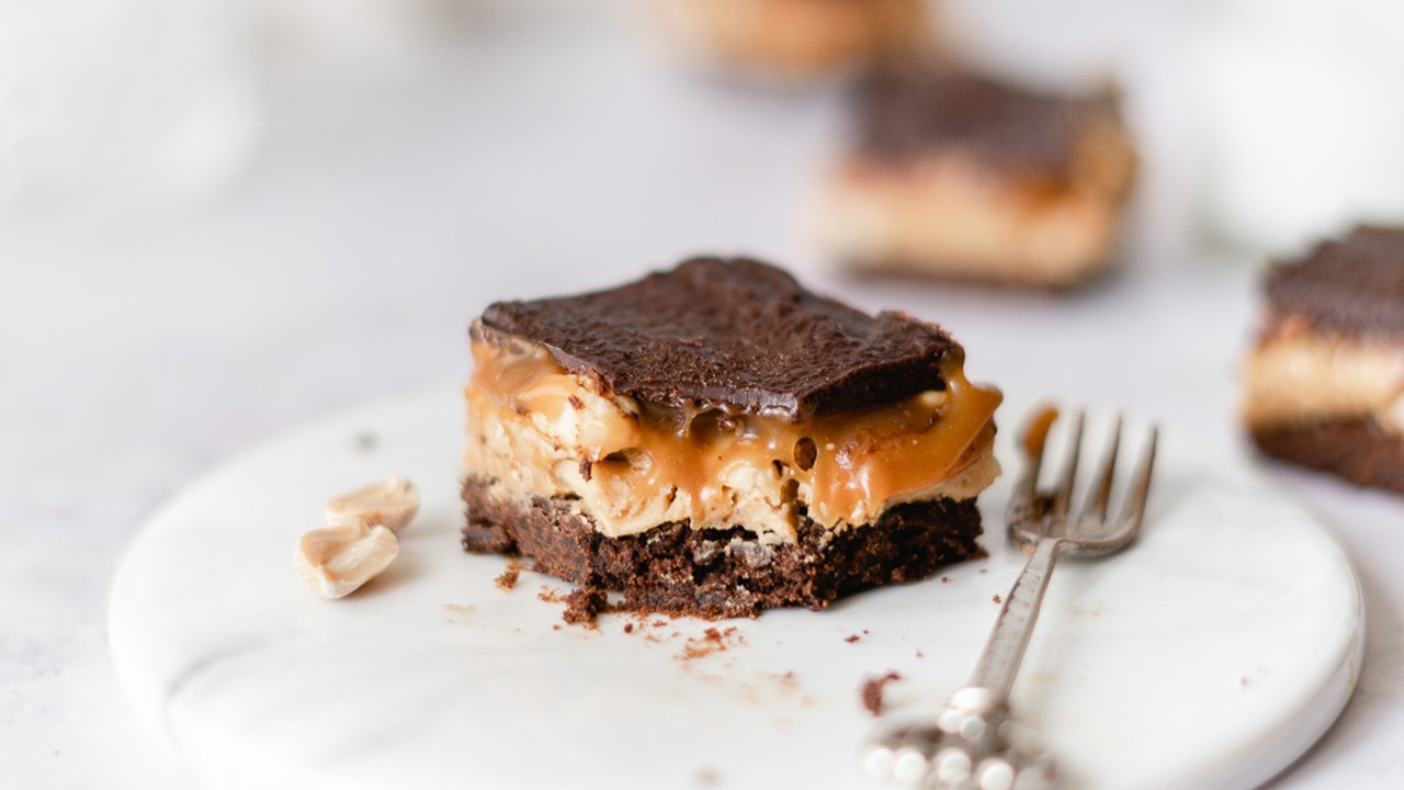 Snickers Resepti Snickers browniji