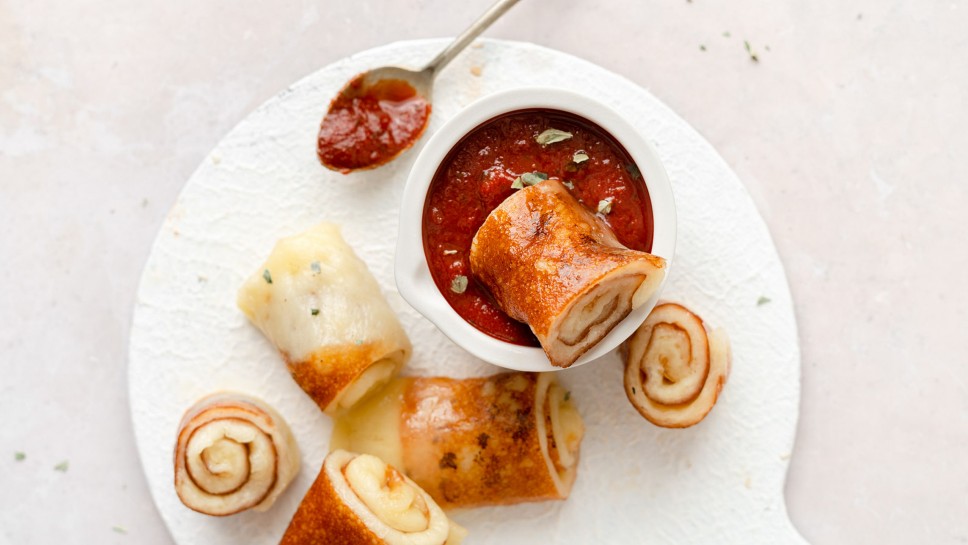 Nina Zorčič - Mozzarella zvitki/palčke