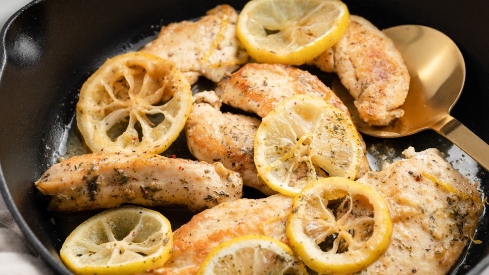 Piščanec z limono, poprom in pirejem - Nina Zorčič, Obroki za vsak žep