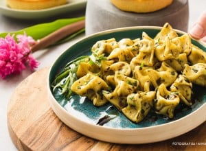 Domače testenine s fižolovim namazom - Chef Gregor Vračko