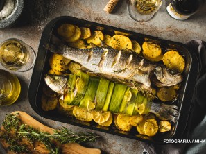 Pečen brancin iz ribogojnice Fonda - IRENA FONDA (RIBOGOJNICA FONDA)