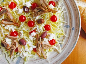 Spomladanska solata s telečjimi trakci - Sladki Chef