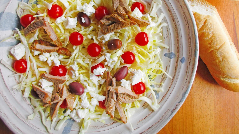 Spomladanska solata s telečjimi trakci - Sladki Chef