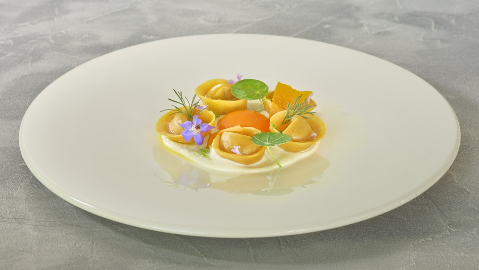 Chef Štefelin - Hišne testenine polnjene z gobami shitake in rumenjaki