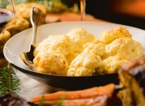 Zapečena cvetača s sirom in lešniki - Chef Štefelin
