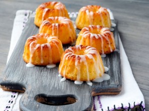 Limonin kolač iz mini potičnika - Sladki Chef