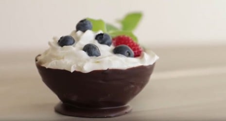 ČOKOLADNI LONČKI - video recept ČOKOLADNI LONČKI - video recept