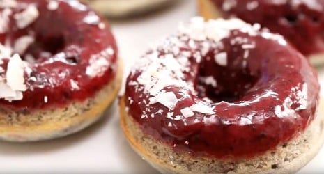 VANILIJEVI KROGI Z BOROVNICAMI - video recept VANILIJEVI KROGI Z BOROVNICAMI - video recept