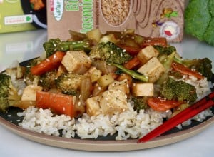 Stir-fry z brokolijem in pečenim tofujem - Žana, Rastline so fine