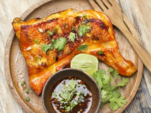 Piščančja stegna na žaru po tajsko - Sladki Chef