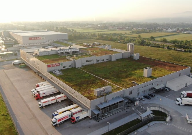 Distribucijski center SPAR na Letališki cesti v Ljubljani 