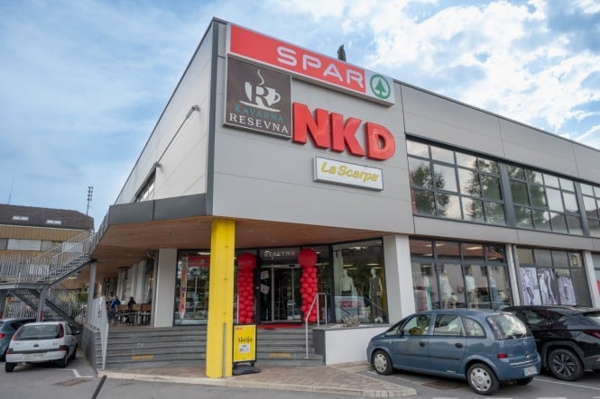 Trgovina SPAR partner v Šentjurju  od zunaj