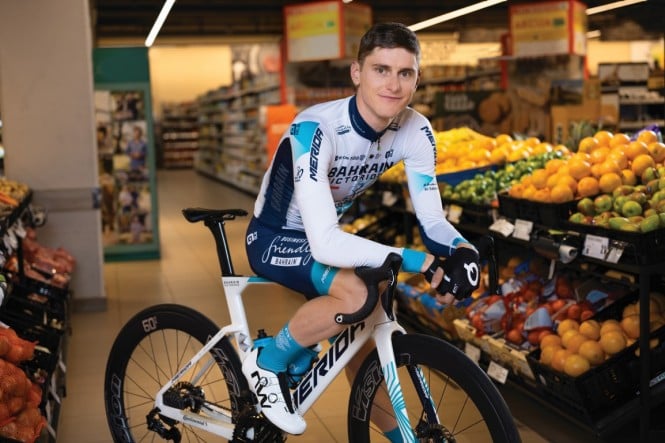 Spar predstavil brezplačni program uravnotežene prehrane »Več vem, bolje jem«, Matej Mohorič na kolesu