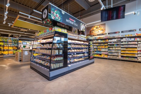 Prenovljena trgovina SPAR Sevnica, oddelek SPAR hitroteke