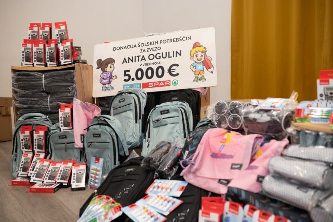 Spar Slovenija doniral šolske potrebščine Zvezi Anita Ogulin