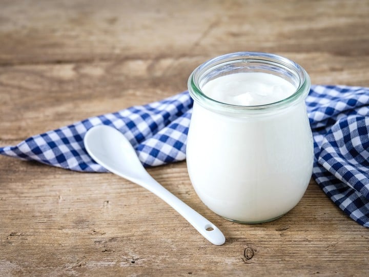Skyr v steklenem kozarčku