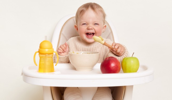 Mlade družine, Kako uvajati gosto hrano, da bo malčku v veselje - poskrbite za varno in udobno sedenje 