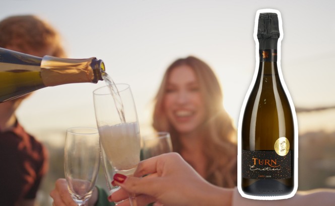 Kako postreči pravi aperitiv, Someljejev top izbor - peneče vino Turn emotion