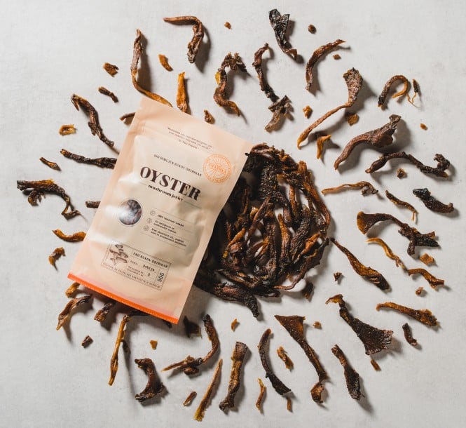 Grashka - OYSTER JERKY - bio dimljen bukov ostrigar, 50g